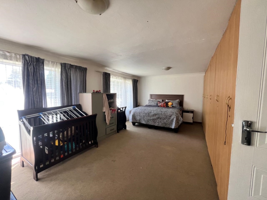 2 Bedroom Property for Sale in Vaalpark Free State